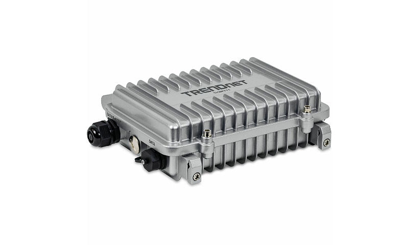 TRENDnet TI-OBF711 Industrial Outdoor 10G SFP+ to 10G PoE++ Media Converter 95W with Single-Mode Fiber Support